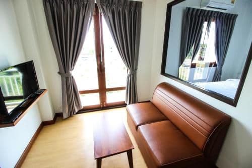Suite King Bed