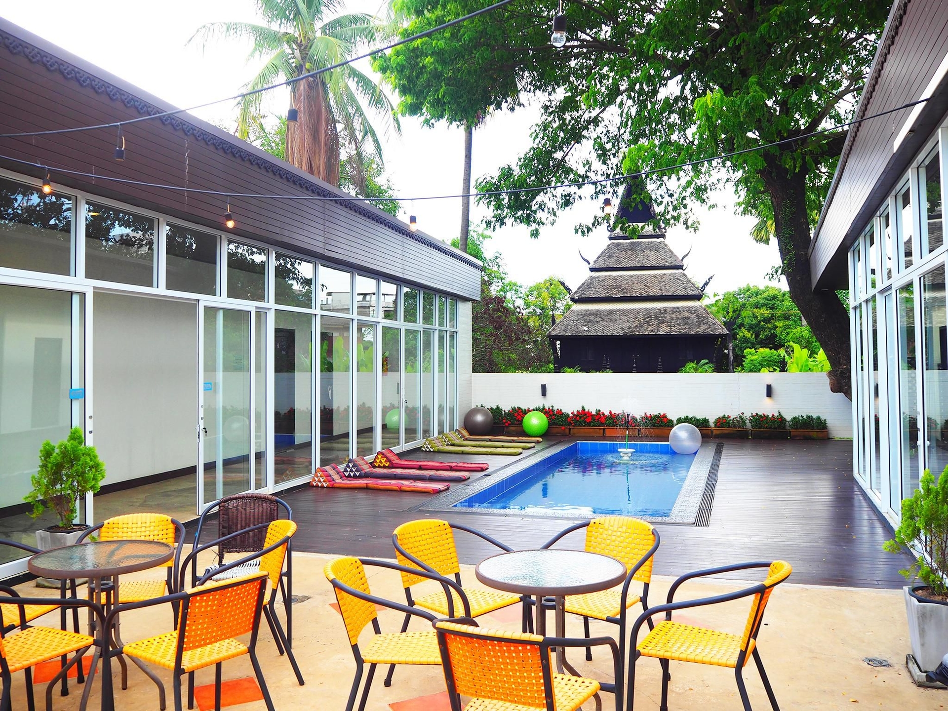 เมอซี่ โฮสเทล (Mercy Hostel)0