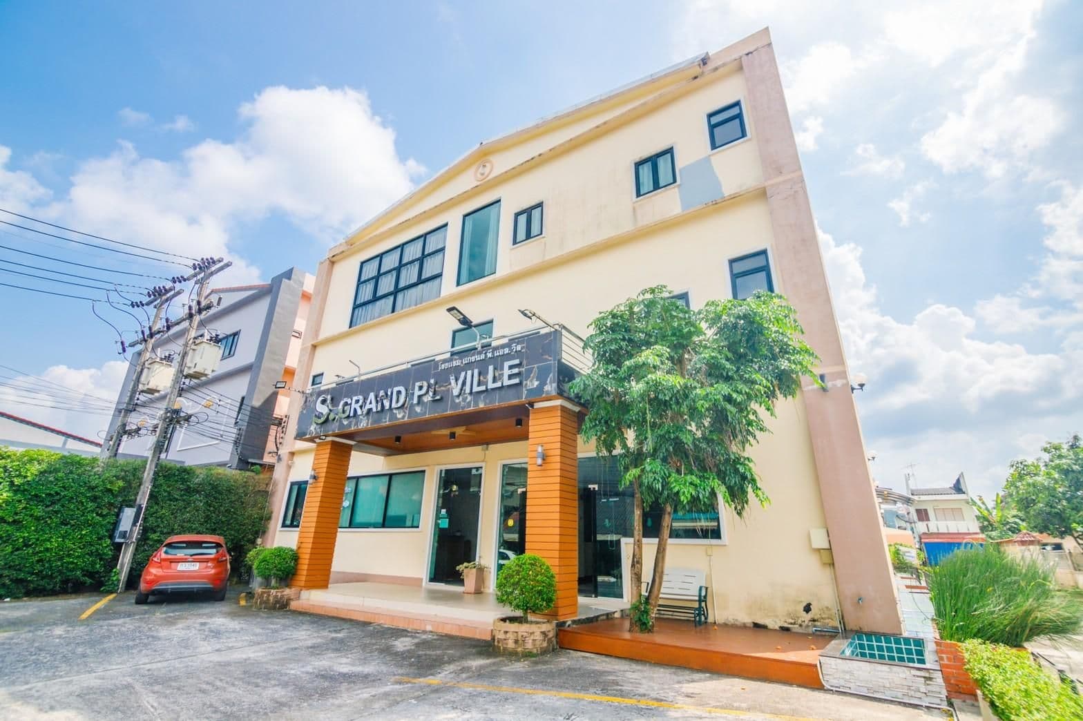 โรงแรมแกรนด์ พีแอล วิลล์ โรงแรมแกรนด์ พีแอล วิลล์