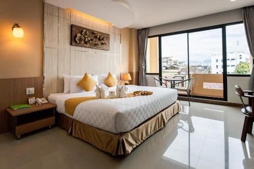 Deluxe Double Bed