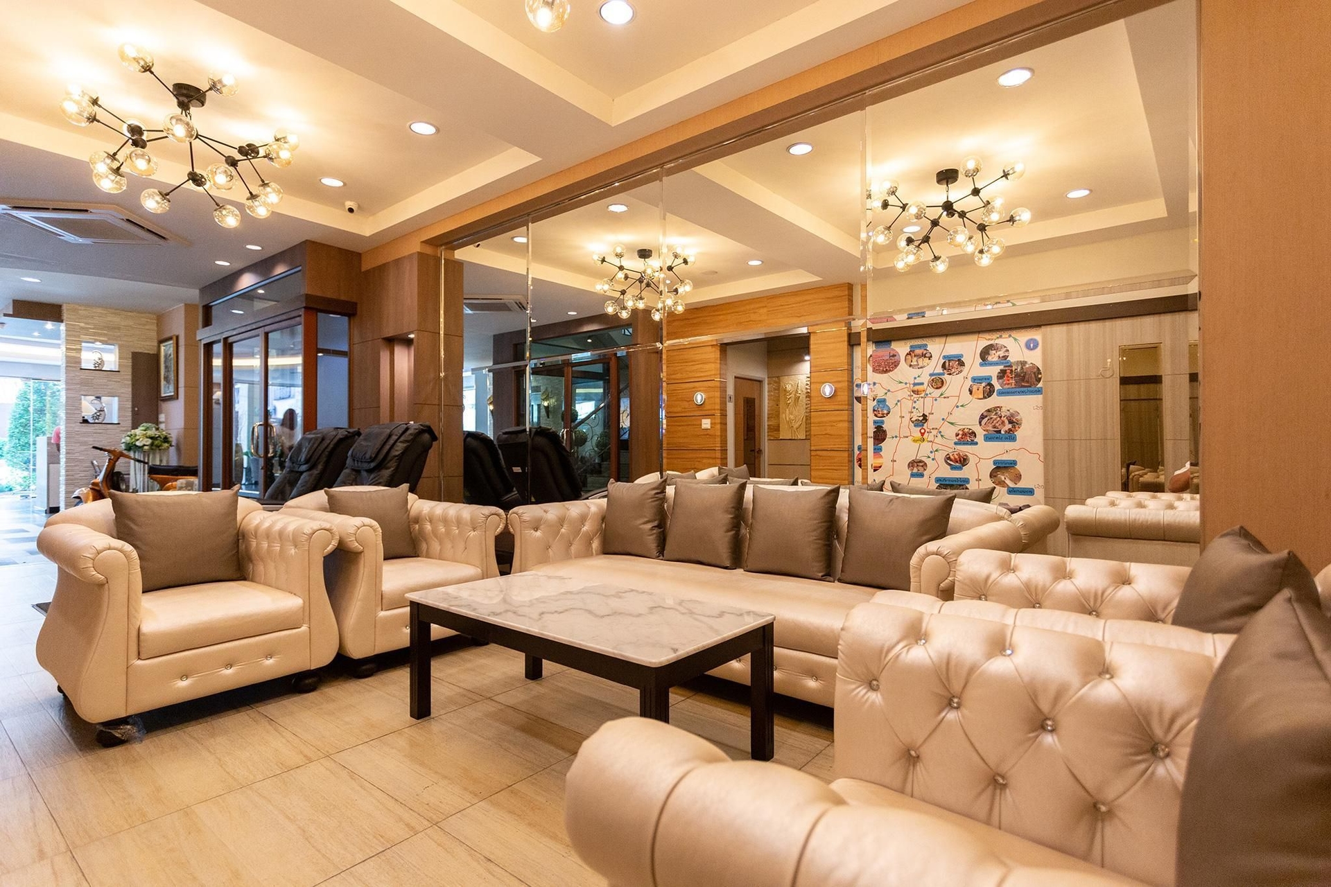 โรงแรมเดอะ เซ็นทริส พัทลุง (The Centris Hotel Phatthalung)1
