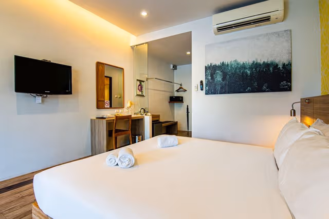 Building Terrace Pool View - Ground floor