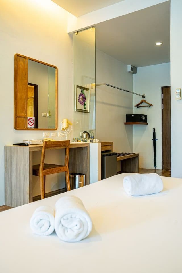 Building Terrace Pool View - Ground floor