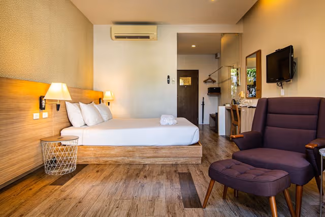 Building Terrace Pool View - Ground floor