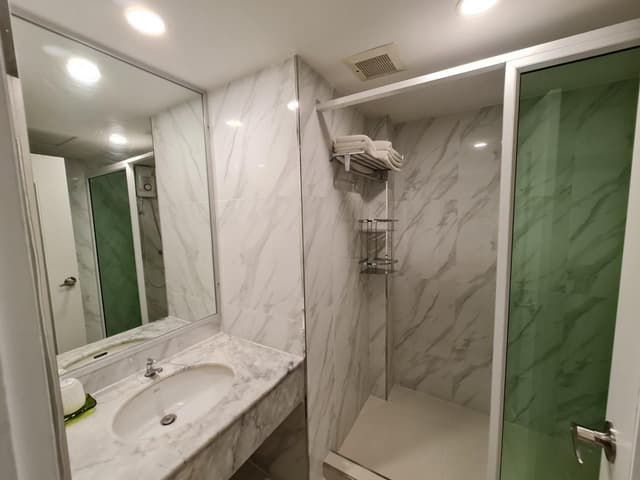 Deluxe King Double Room