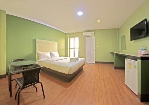 Standard Double Bed