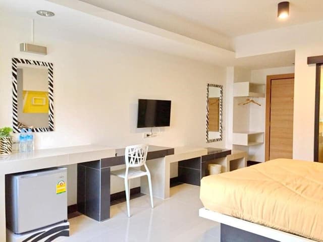 Superior Room (Building B-New)