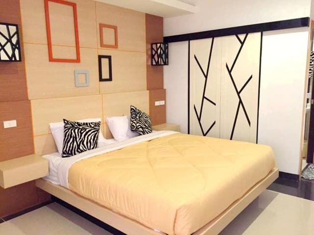Superior Room Building B (Please show Company ID on check in date)