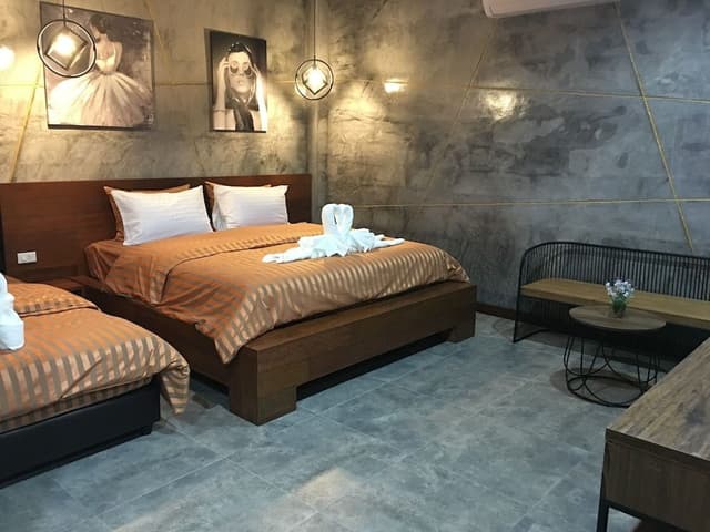 Triple Room
