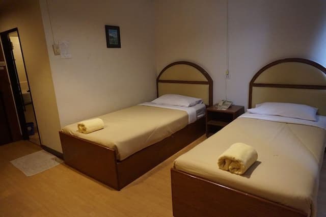 Standard Twin Bed - Aircon Room