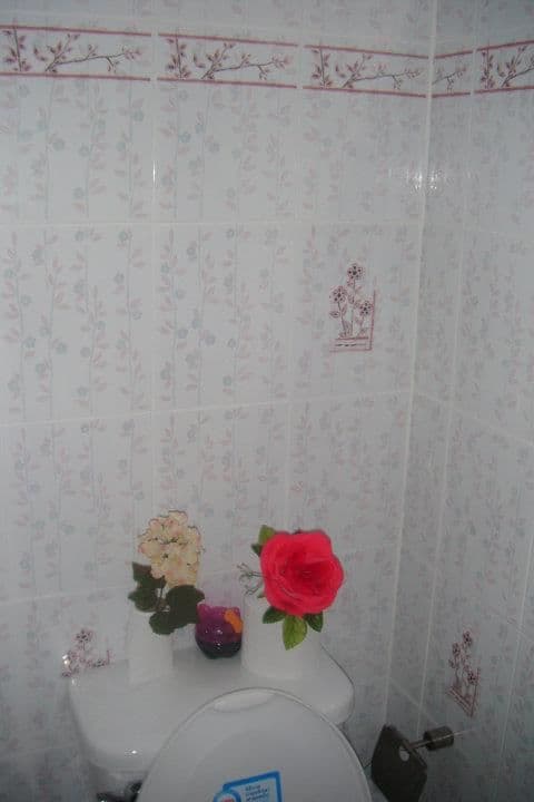 Standard Twin Room (Gray Building)
