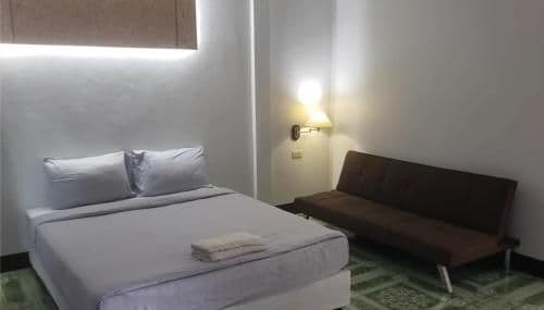 Standard Twin Bed Room