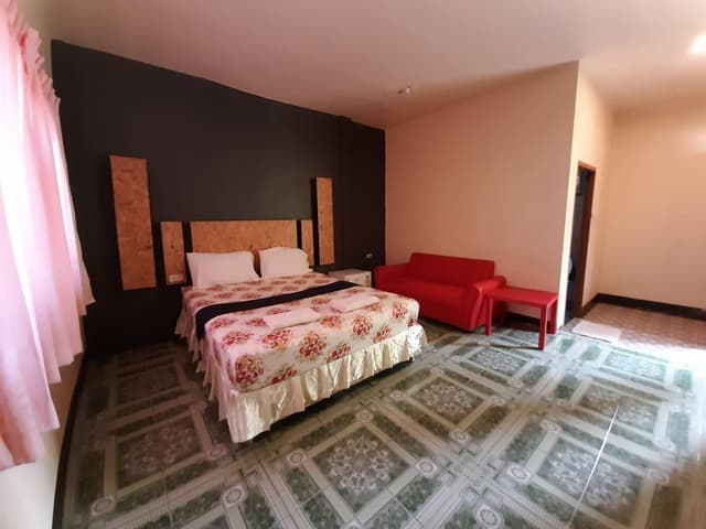 Standard Twin Bed Room