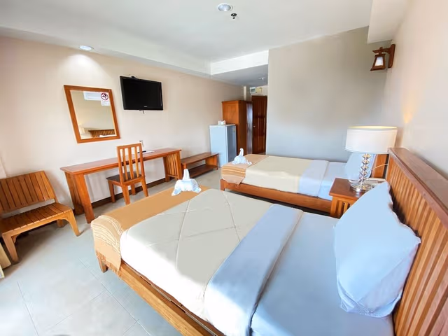 Standard Twin Room
