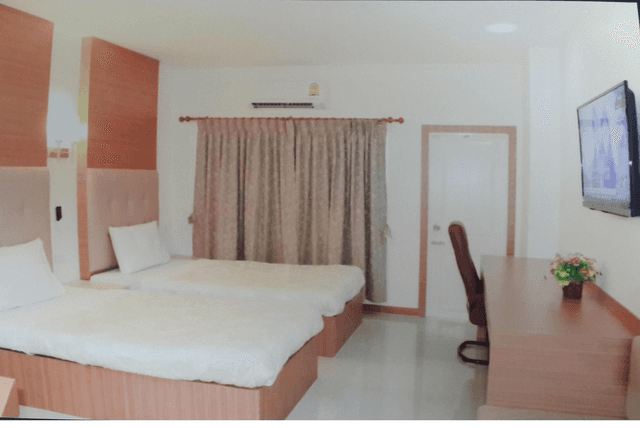 Standard Twin Room (With Breakfast)