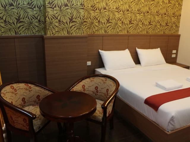 Suite - Garden View
