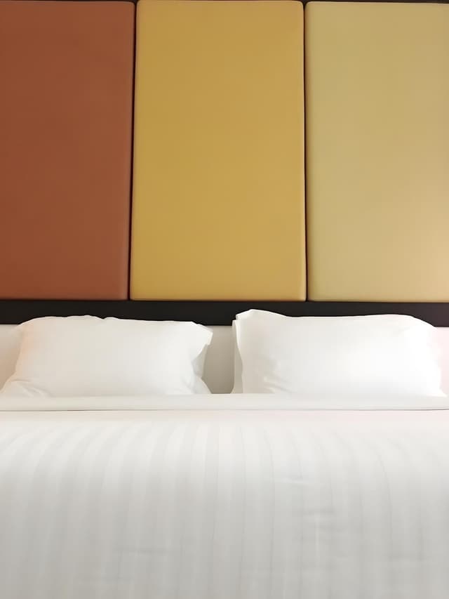 Deluxe Room, Pool View