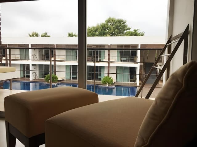 Junior Suite, Pool View