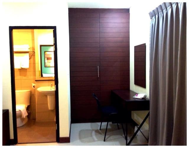 Standard Twin Room