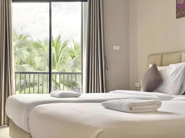 Standard Twin Room