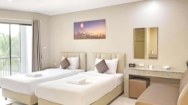 Standard Twin Room