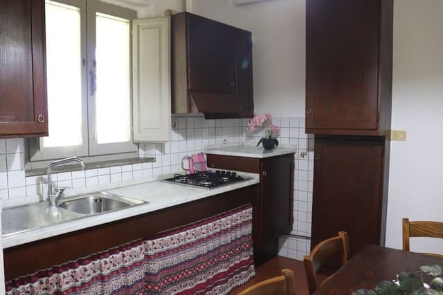 Classic Apartment, 2 Bedrooms, Fireplace, Garden View