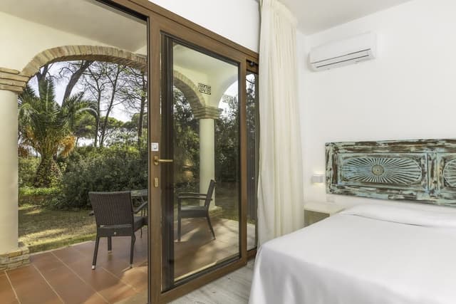 Superior Double Room (Ibiscus)