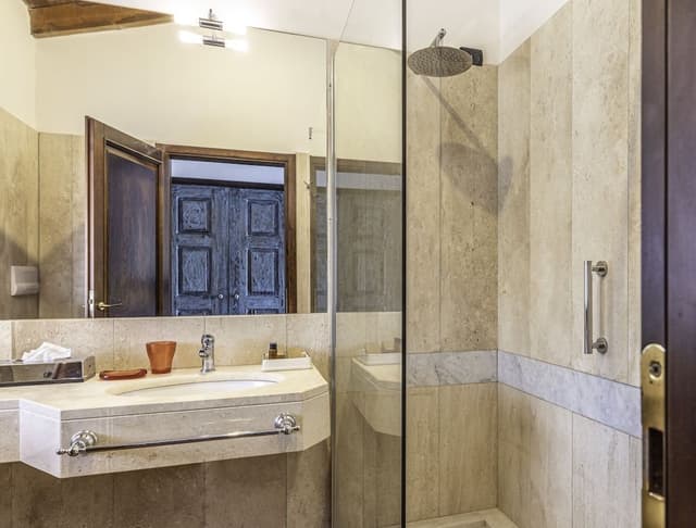 Superior Double Room (Ibiscus)