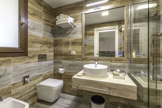 Superior Double Room (Ibiscus)