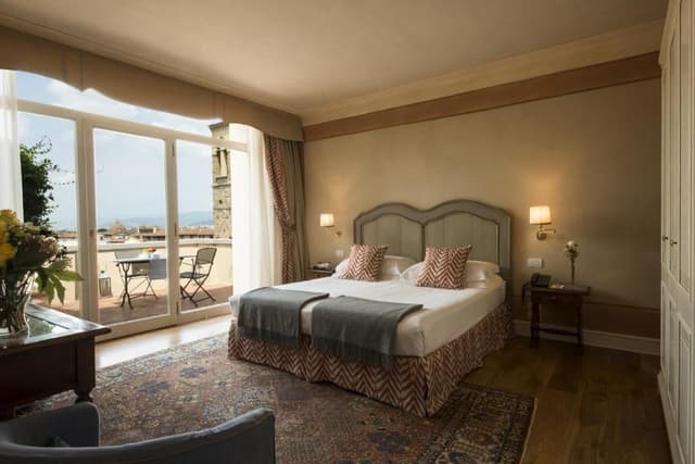 Library Jr. Suite