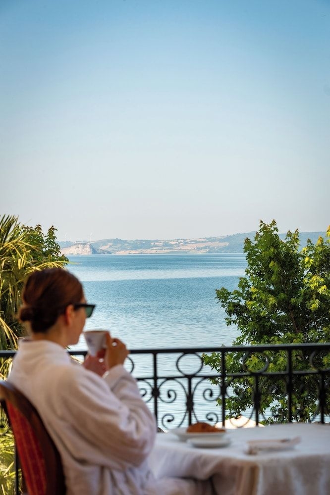 Hotel Holiday Sul Lago0