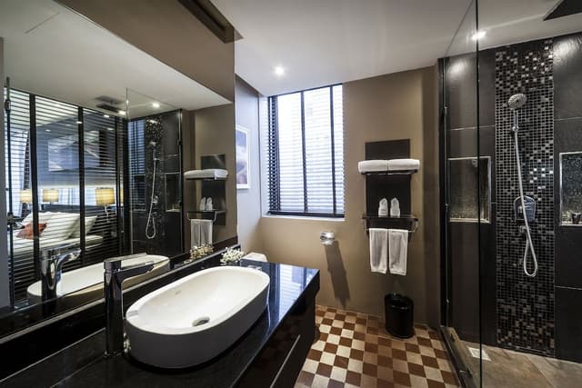 Continent Skyline Twin Room