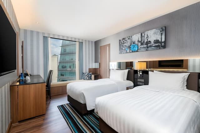 Continent Skyline Twin Room