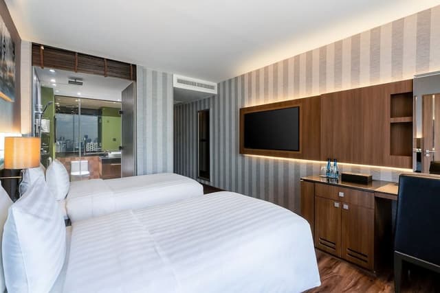 Continent Skyline Twin Room