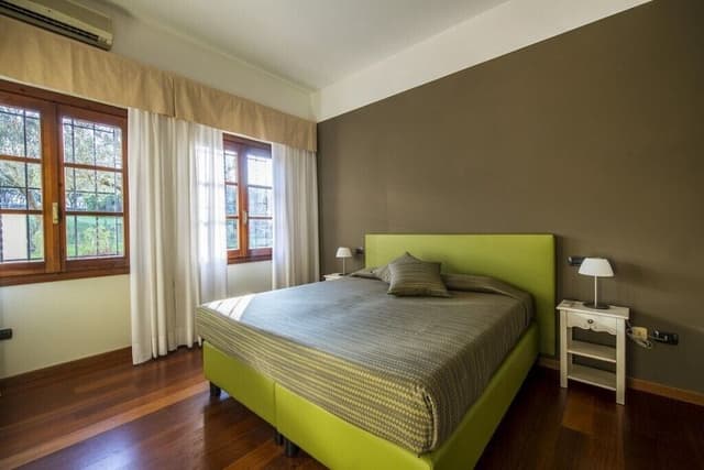 Exclusive Condo, 3 Bedrooms