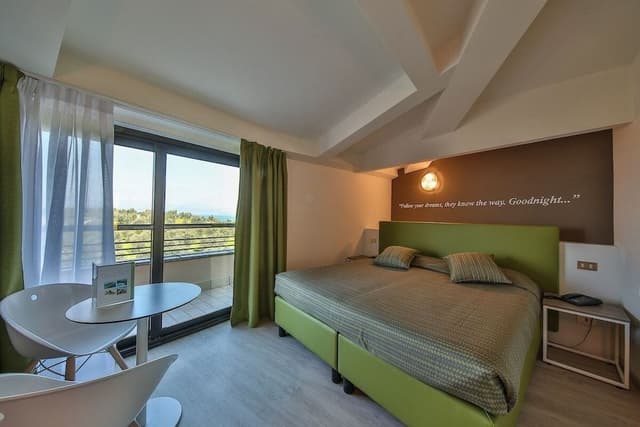 Double or Twin Room, Balcony, Partial Lake View