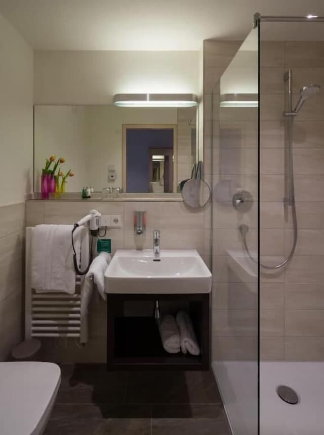 Standard Single Room
