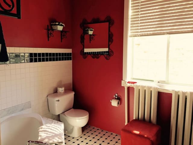 Deluxe Room, 1 Queen Bed