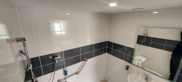Room for People with Reduced Mobility