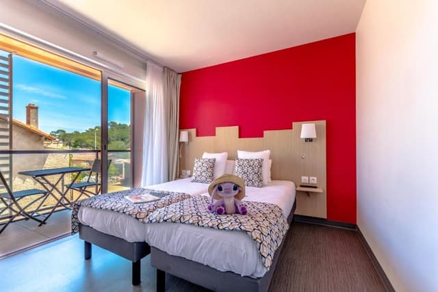 Double Room -Standard with Balcony