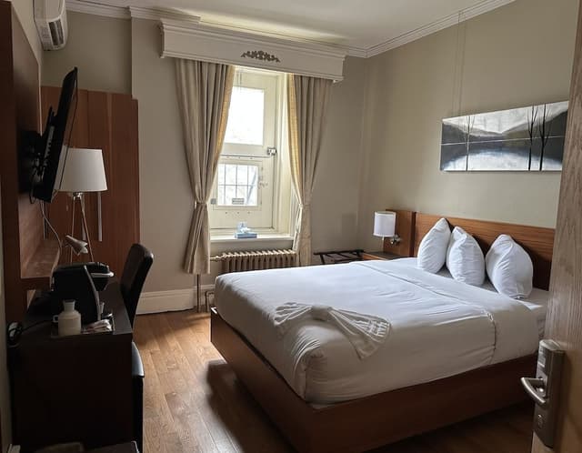 Economy Plus Room