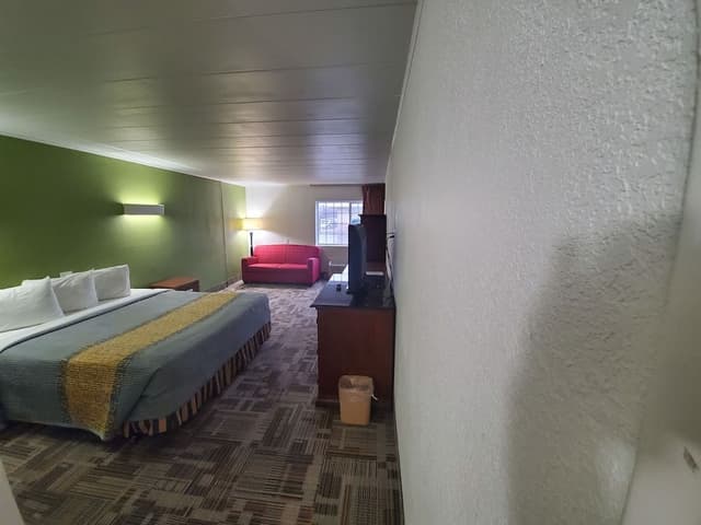 Standard Room, 1 King Bed, Non Smoking