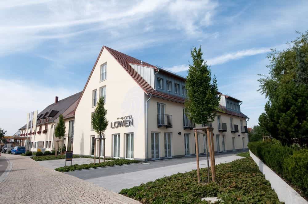 Hotel & Gasthof Lowen Hotel & Gasthof Lowen