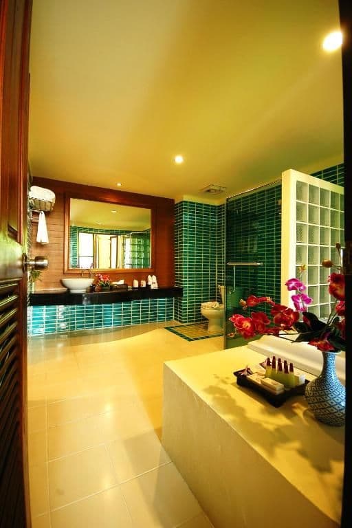Family Room ( 2 Bedrooms)