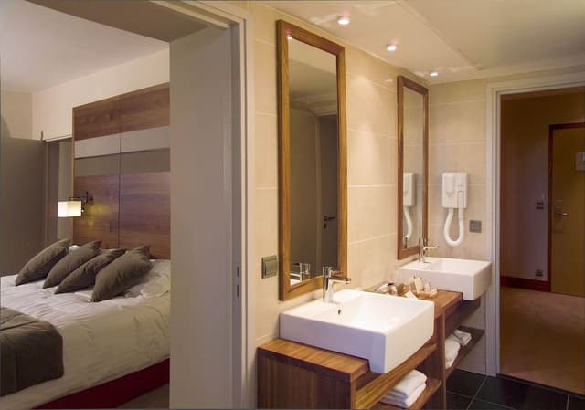 Prestige Suite