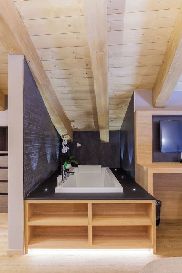 Exclusive Suite, 2 Bedrooms (Master)