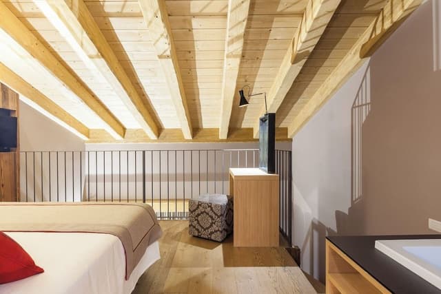 Suite, Mountain View (Alpine)