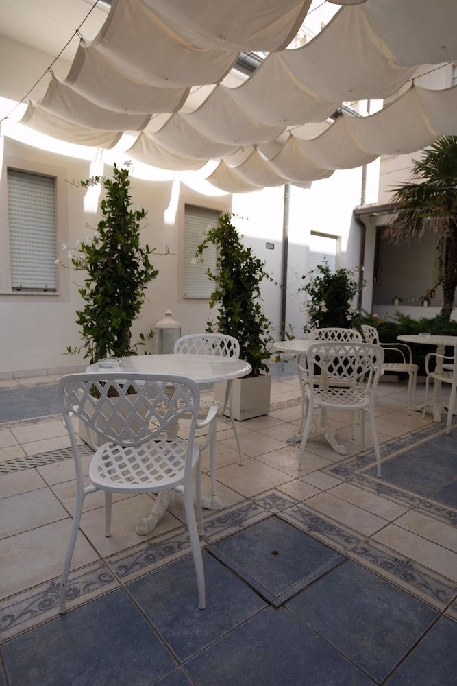Hotel London2