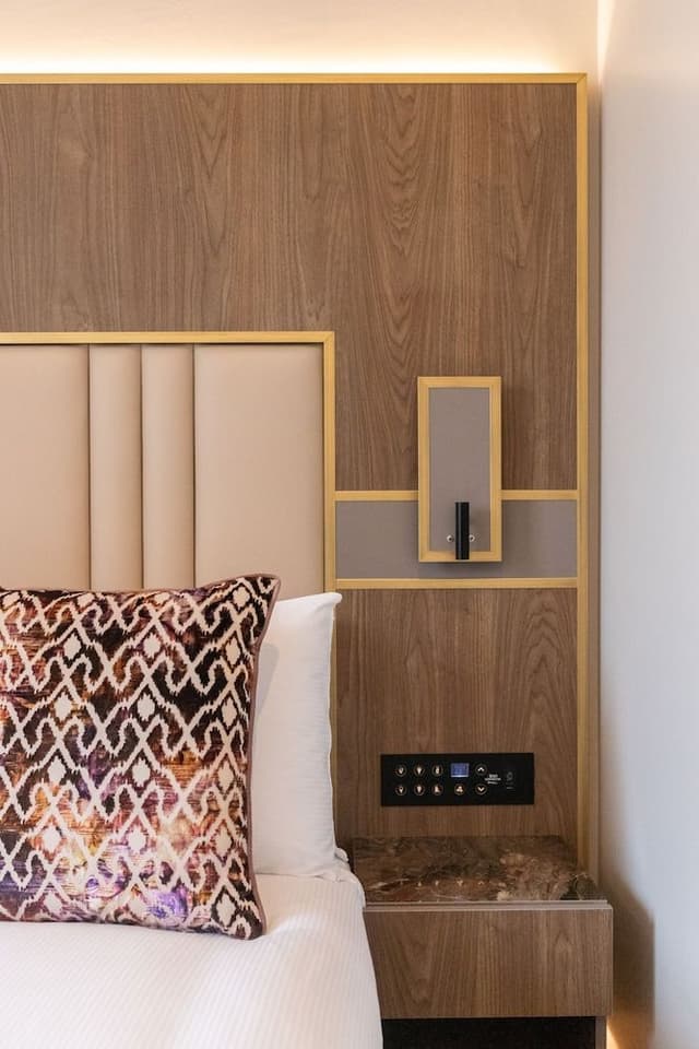 Deluxe Single Room
