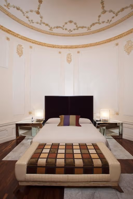 Corner Double Room